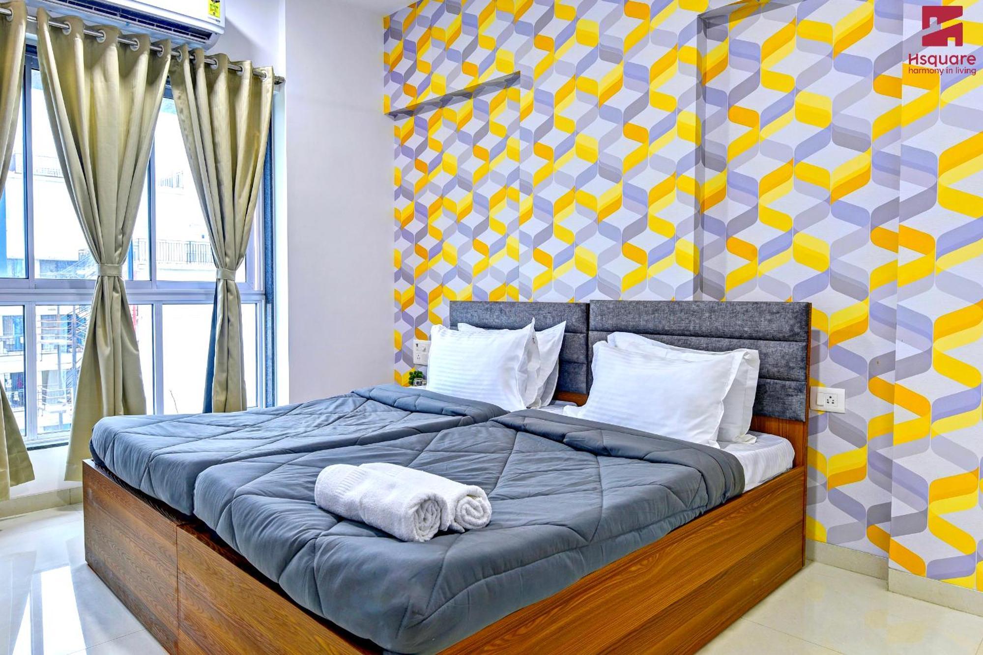 Hsquare Luxury Apartments Goregaon Mumbai Exterior photo