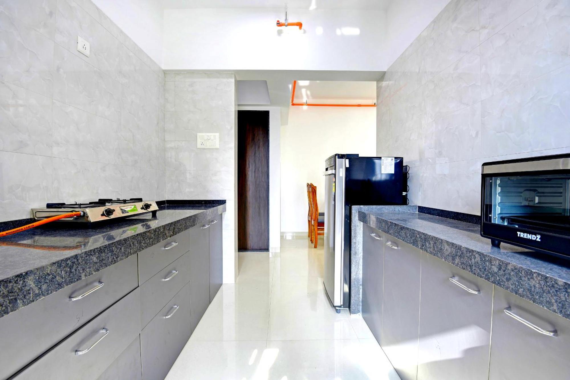 Hsquare Luxury Apartments Goregaon Mumbai Exterior photo